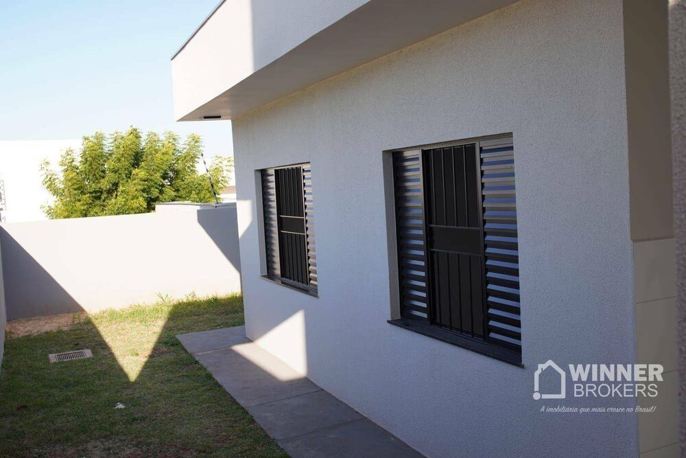 Casa à venda com 2 quartos, 67m² - Foto 9