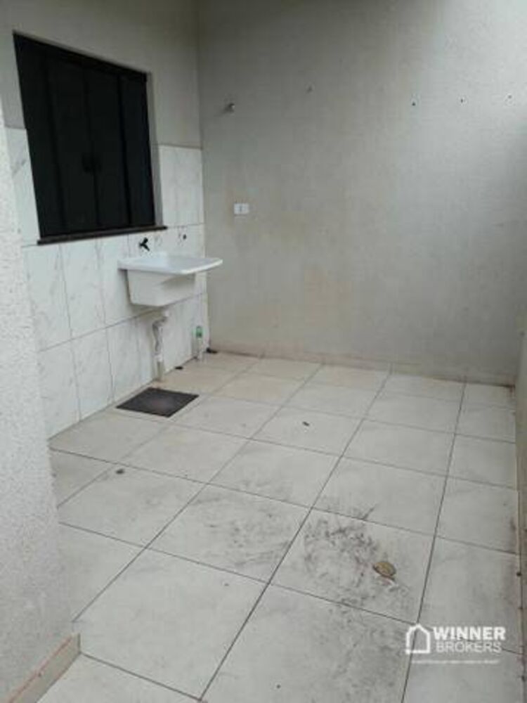 Casa à venda com 2 quartos, 52m² - Foto 3