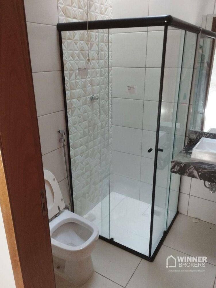 Casa à venda com 2 quartos, 70m² - Foto 4