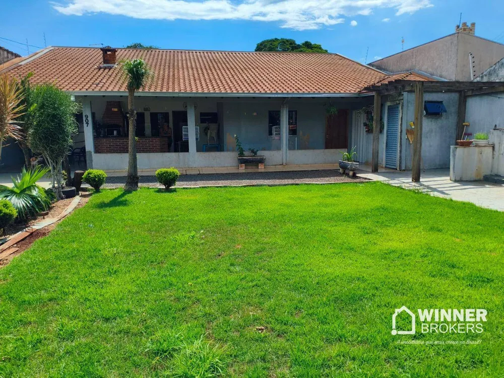 Casa, 2 quartos, 124 m² - Foto 1