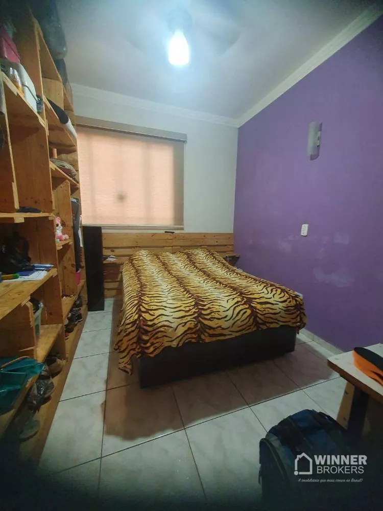 Casa à venda com 2 quartos, 89m² - Foto 11