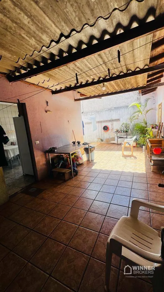 Casa, 4 quartos, 141 m² - Foto 2
