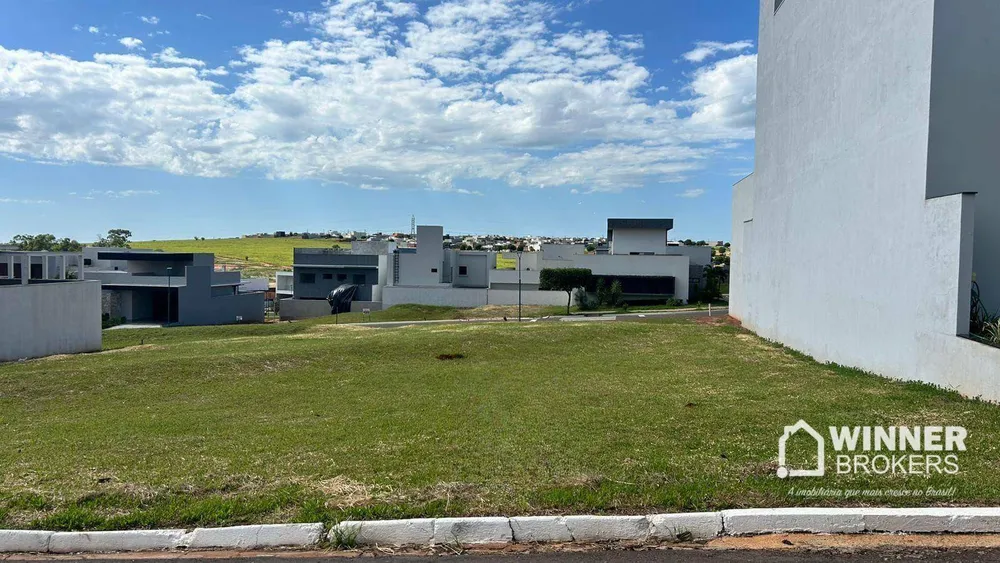 Loteamento e Condomínio, 250 m² - Foto 1