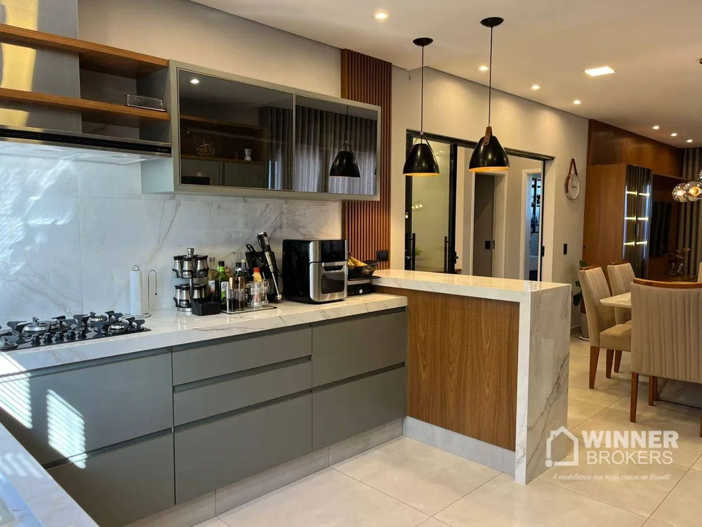 Sobrado, 2 quartos, 202 m² - Foto 4