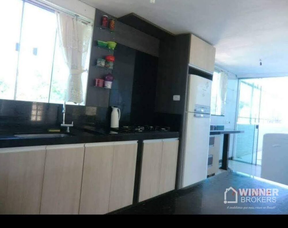 Sobrado à venda e aluguel com 4 quartos, 220m² - Foto 2