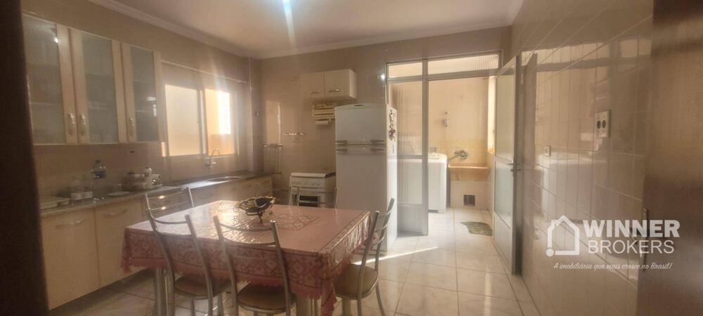 Apartamento à venda com 3 quartos, 98m² - Foto 1