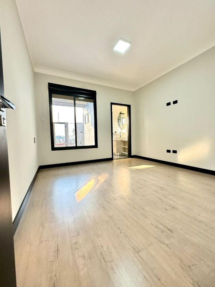 Casa à venda com 3 quartos, 119m² - Foto 7