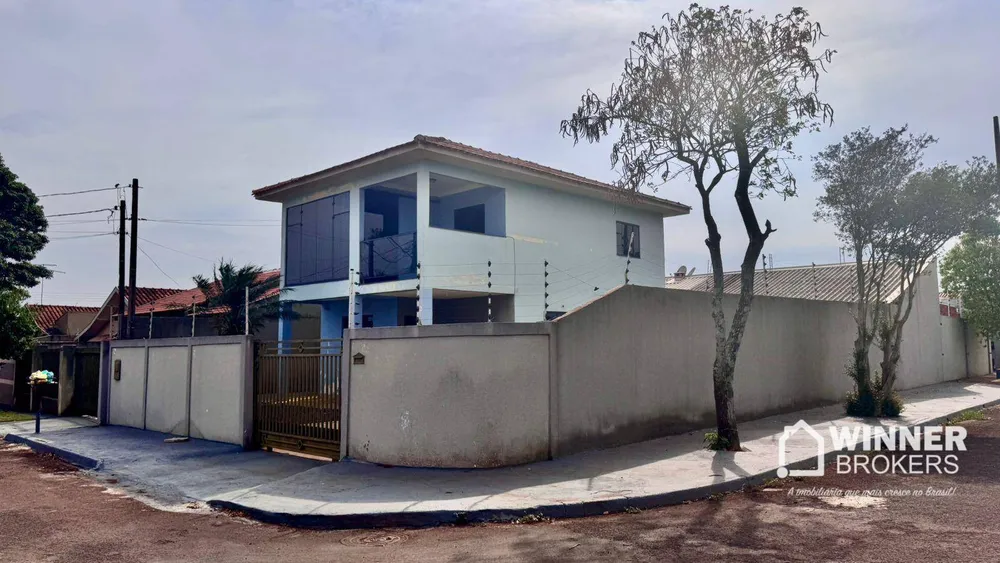 Casa, 3 quartos, 190 m² - Foto 1
