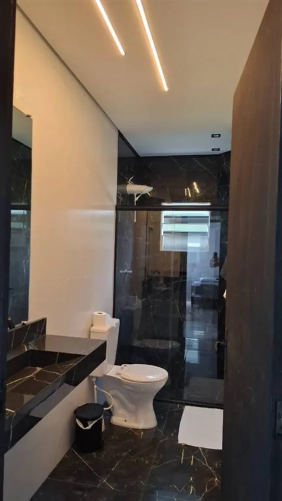 Casa, 3 quartos, 179 m² - Foto 2