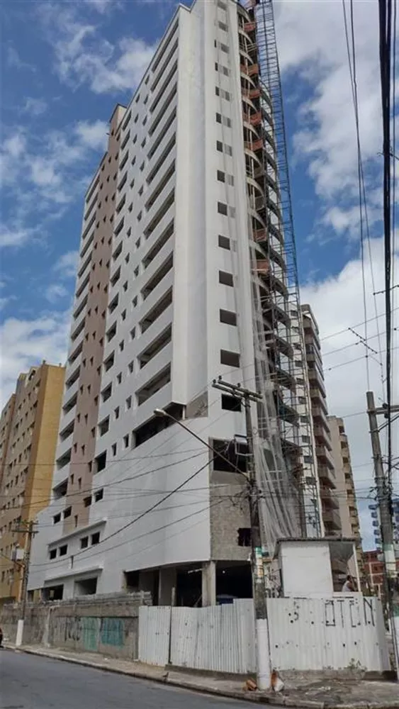 Apartamento à venda com 3 quartos, 97m² - Foto 2