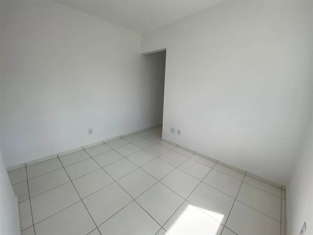 Apartamento à venda com 2 quartos, 48m² - Foto 7