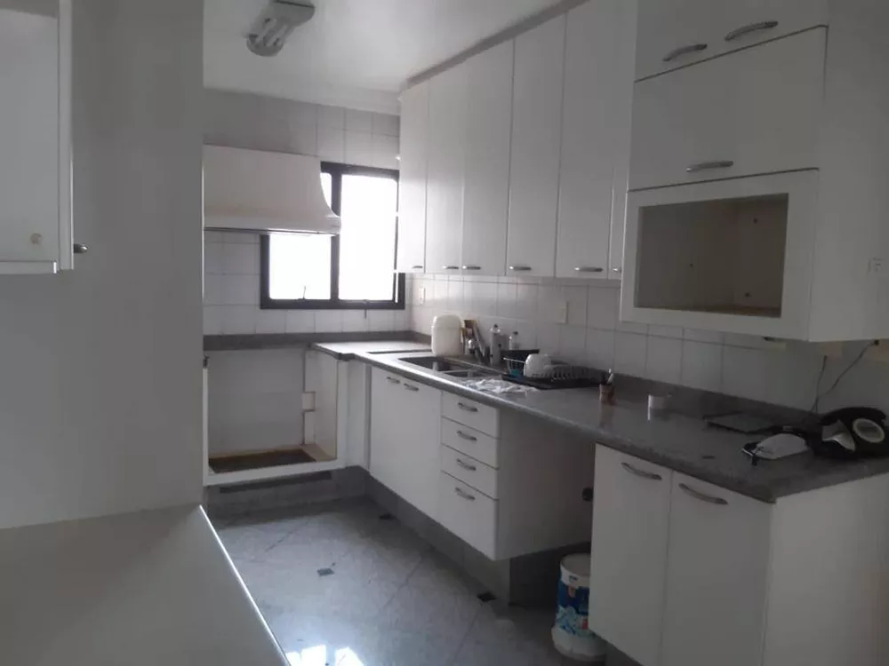 Apartamento à venda com 2 quartos, 132m² - Foto 20