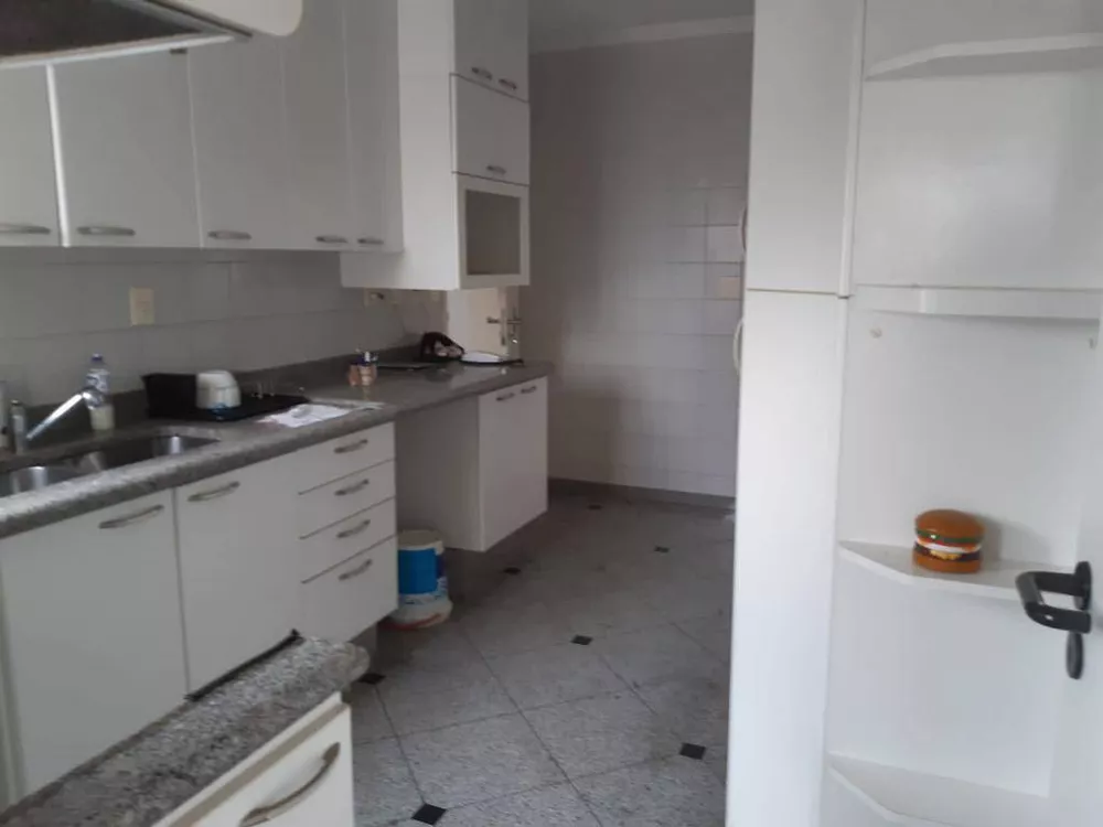 Apartamento à venda com 2 quartos, 132m² - Foto 21