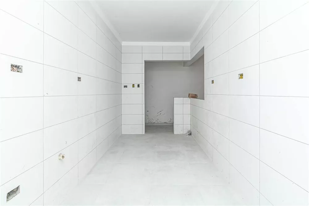 Apartamento à venda com 2 quartos, 75m² - Foto 2