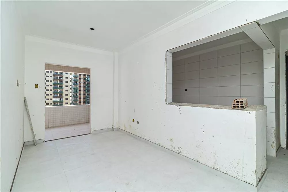 Apartamento à venda com 2 quartos, 75m² - Foto 13