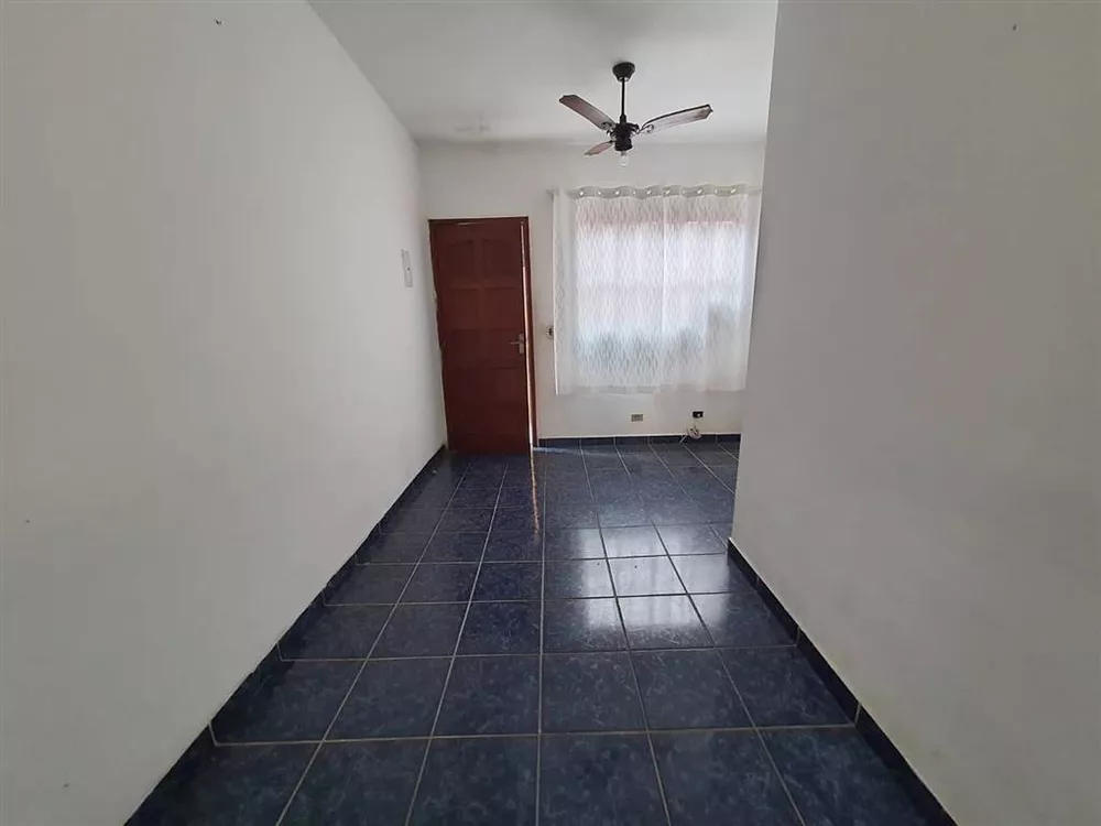 Casa à venda com 1 quarto, 33m² - Foto 4