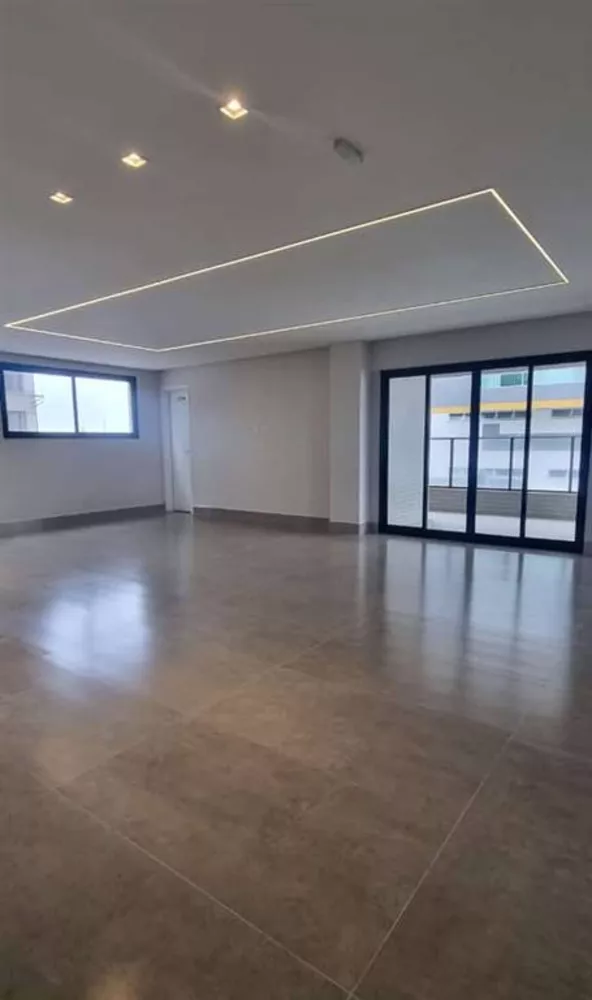 Apartamento à venda com 2 quartos, 69m² - Foto 20