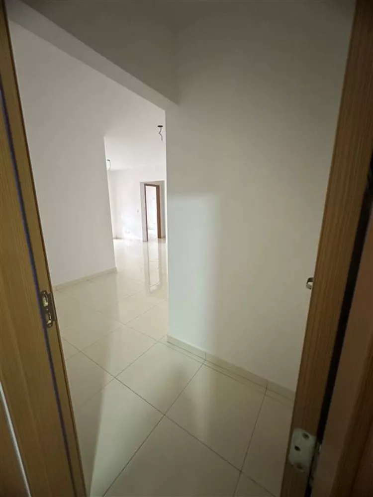 Apartamento à venda com 2 quartos, 96m² - Foto 3