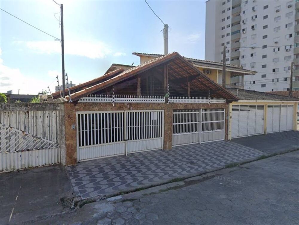 Casa, 3 quartos, 194 m² - Foto 1