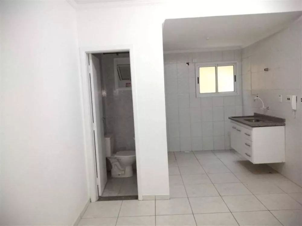 Sobrado para alugar com 2 quartos, 66m² - Foto 4