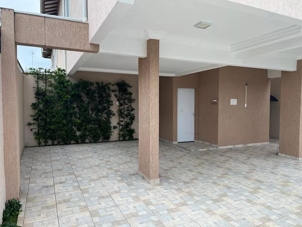 Apartamento à venda com 2 quartos, 67m² - Foto 3