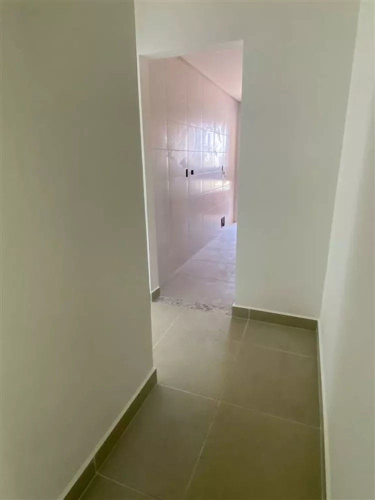 Apartamento à venda com 2 quartos, 68m² - Foto 4