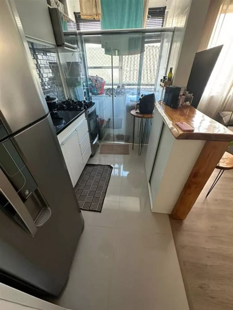 Apartamento à venda com 2 quartos, 61m² - Foto 10