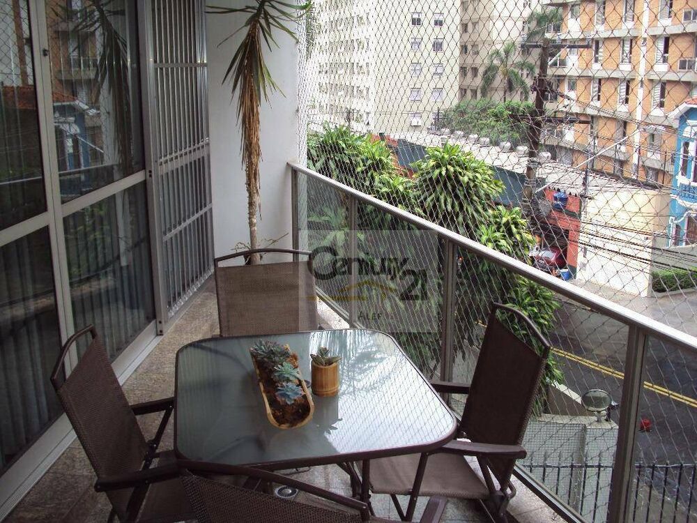 Apartamento, 3 quartos, 220 m² - Foto 1