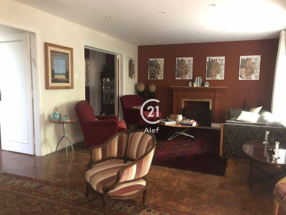 Casa, 3 quartos, 240 m² - Foto 1
