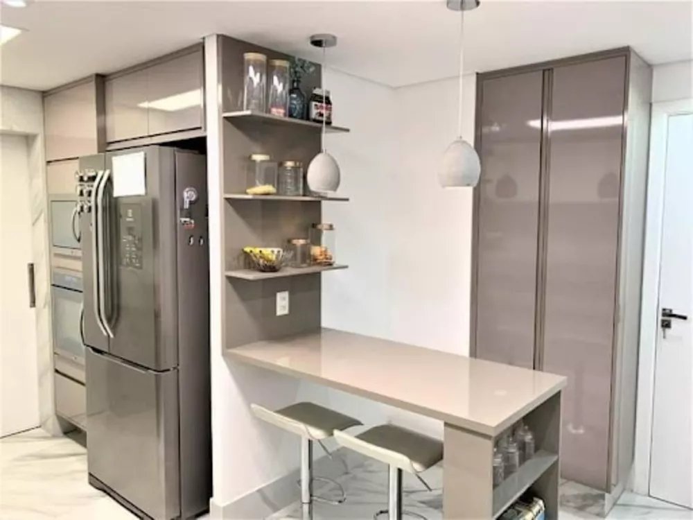 Apartamento à venda com 3 quartos, 121m² - Foto 4