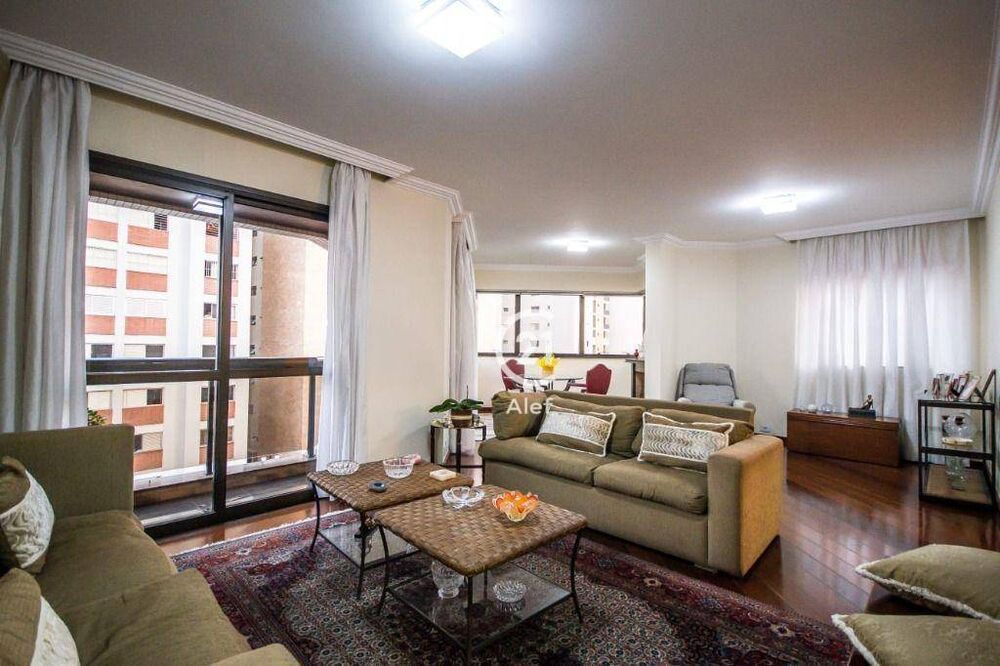 Apartamento à venda com 4 quartos, 223m² - Foto 4