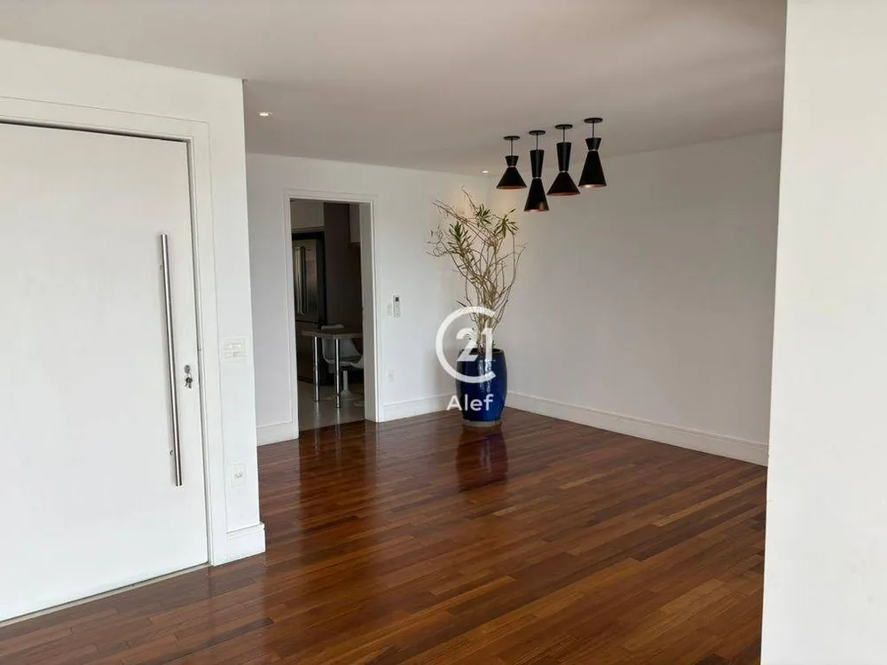 Apartamento, 4 quartos, 241 m² - Foto 2