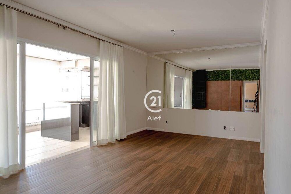 Apartamento, 3 quartos, 145 m² - Foto 3