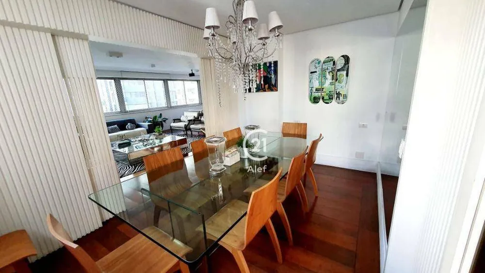 Apartamento, 3 quartos, 234 m² - Foto 1