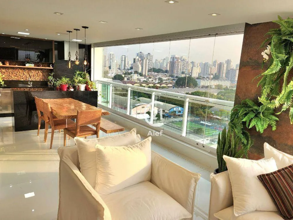 Apartamento, 3 quartos, 241 m² - Foto 2