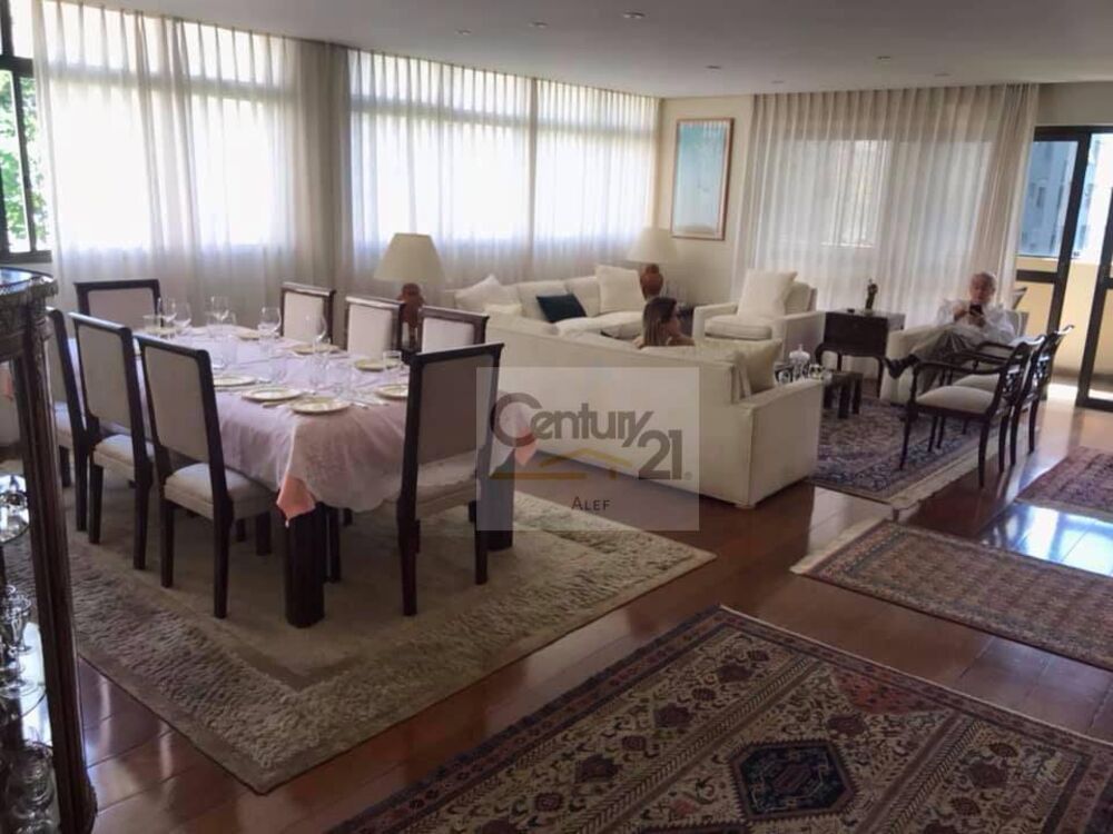 Apartamento, 4 quartos, 250 m² - Foto 1
