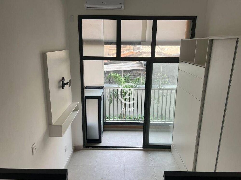 Apartamento, 1 quarto, 21 m² - Foto 2