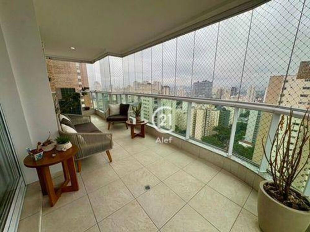 Apartamento à venda com 4 quartos, 180m² - Foto 5