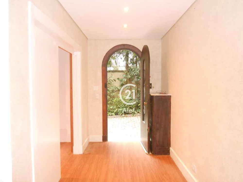 Casa para alugar com 2 quartos, 186m² - Foto 1