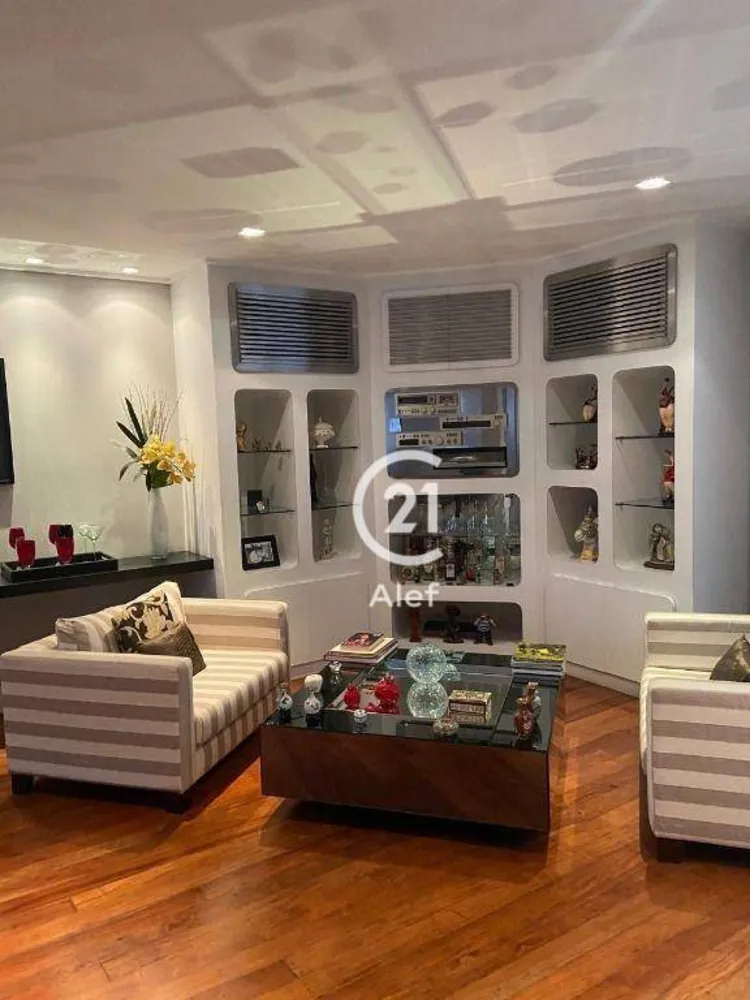 Apartamento, 3 quartos, 220 m² - Foto 4