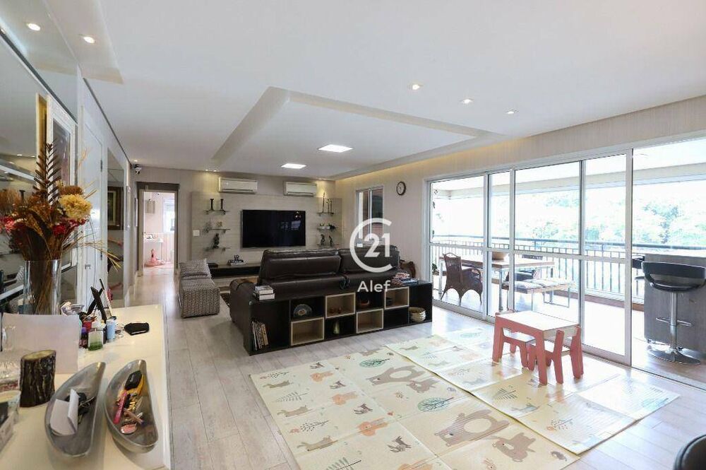 Apartamento, 3 quartos, 168 m² - Foto 2