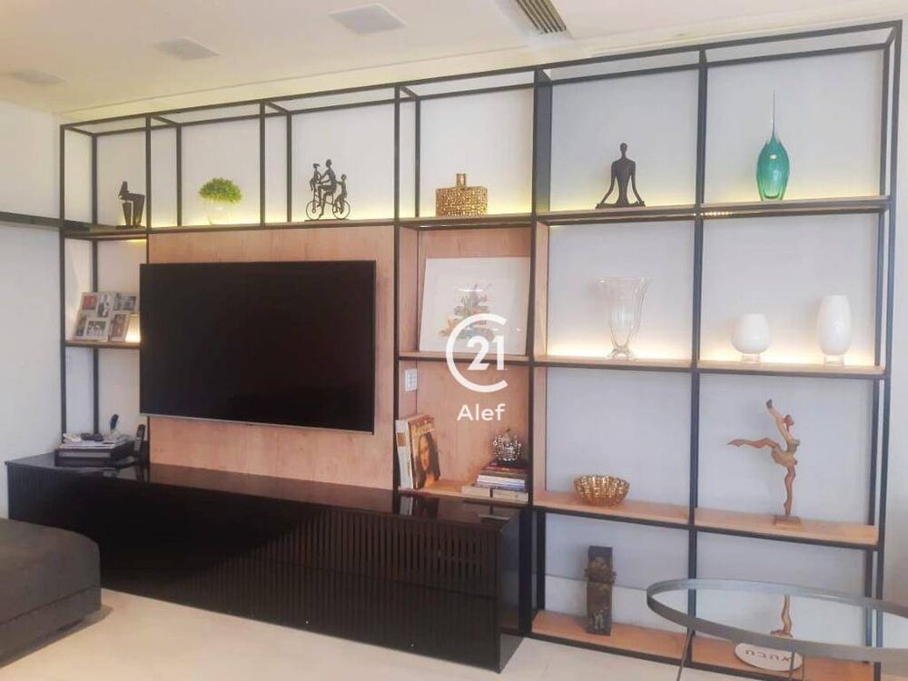 Apartamento, 3 quartos, 208 m² - Foto 2