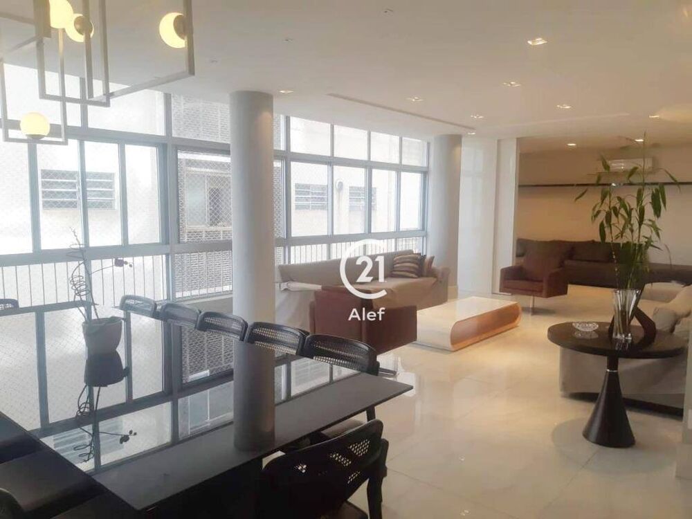 Apartamento, 3 quartos, 208 m² - Foto 1
