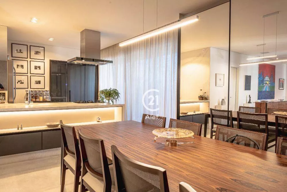 Cobertura, 3 quartos, 260 m² - Foto 3