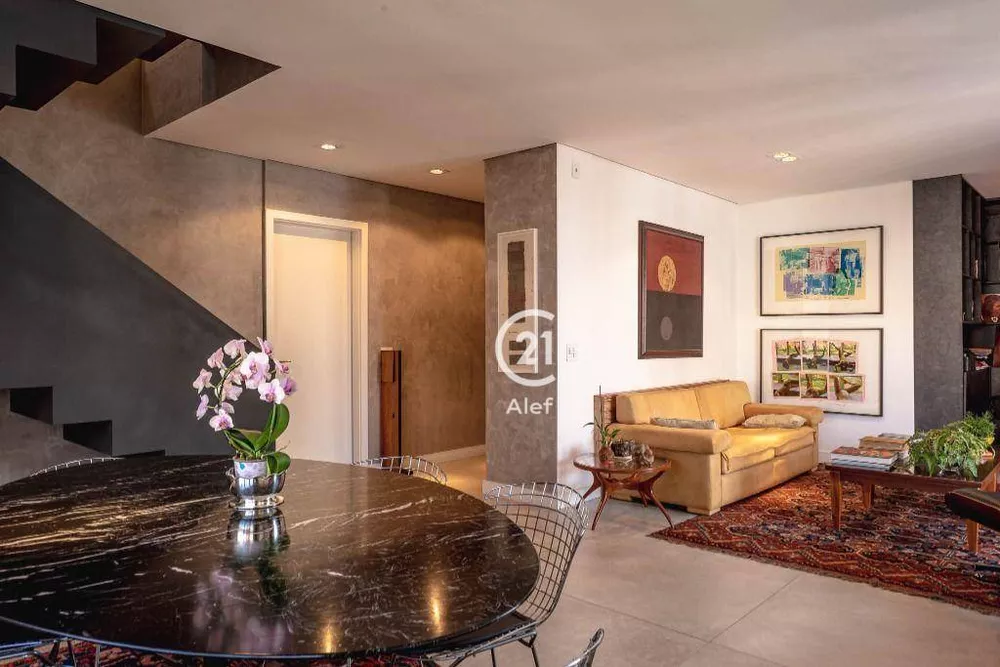 Cobertura, 3 quartos, 260 m² - Foto 1