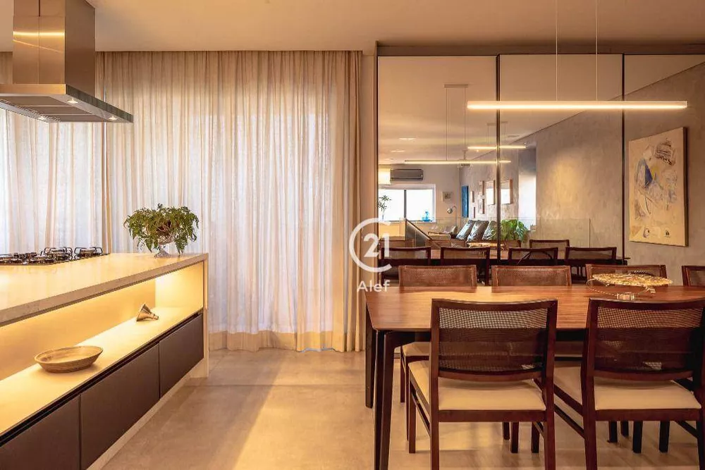 Cobertura, 3 quartos, 260 m² - Foto 4