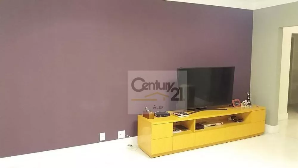 Apartamento, 3 quartos, 220 m² - Foto 4