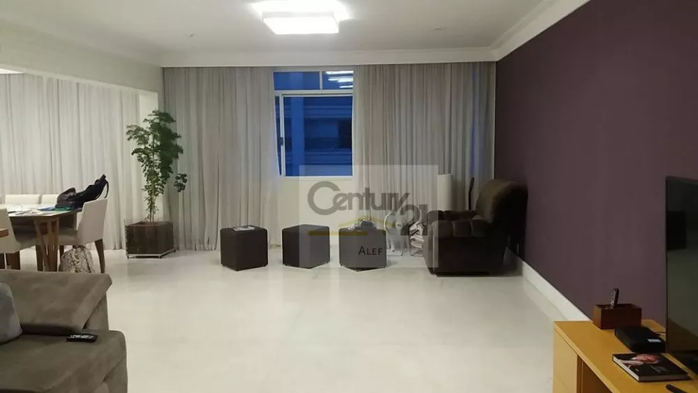 Apartamento, 3 quartos, 220 m² - Foto 3