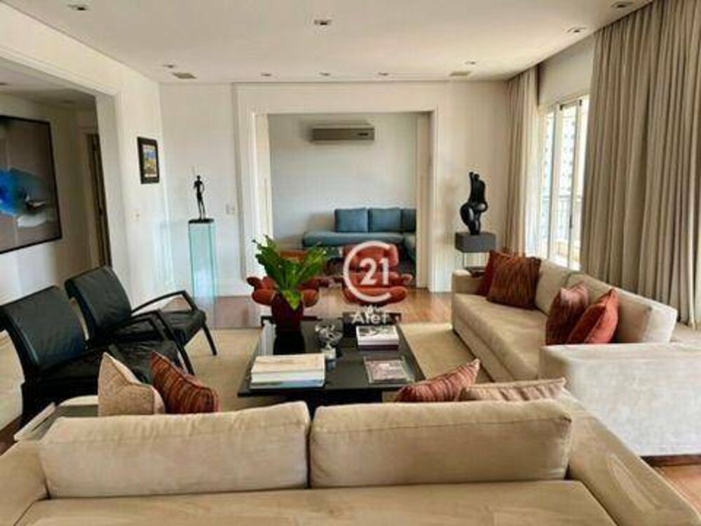 Apartamento, 3 quartos, 307 m² - Foto 1
