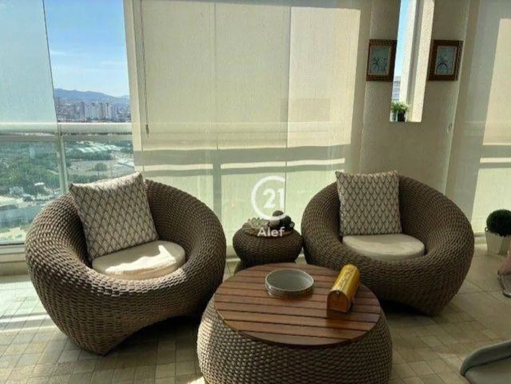 Apartamento, 3 quartos, 198 m² - Foto 3